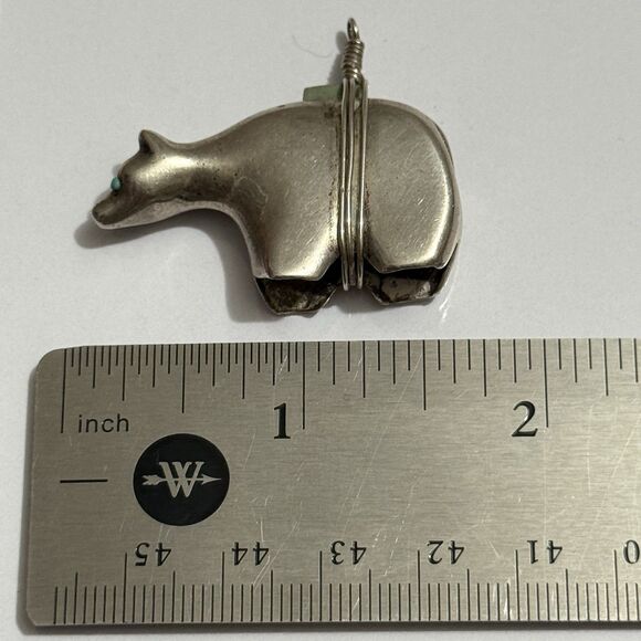 Vintage Native American Heavy Sterling Bear With Turquoise Eyes 27.5 Grams - Picture 3 of 3